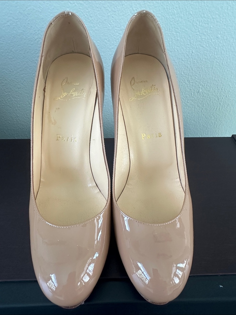 Christian Louboutin Nude Patent Platform Pumps with Red Soles - Picture 2 of 13